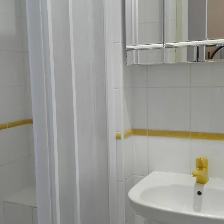 T4 Face Mer Avec Garage Aux Sables D'olonne, A 350m Du Centre-ville - Fr-1-331-1